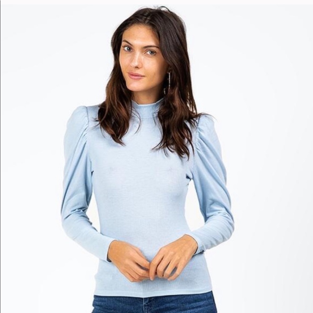 NWT Francesca’s London Mock Neck Top